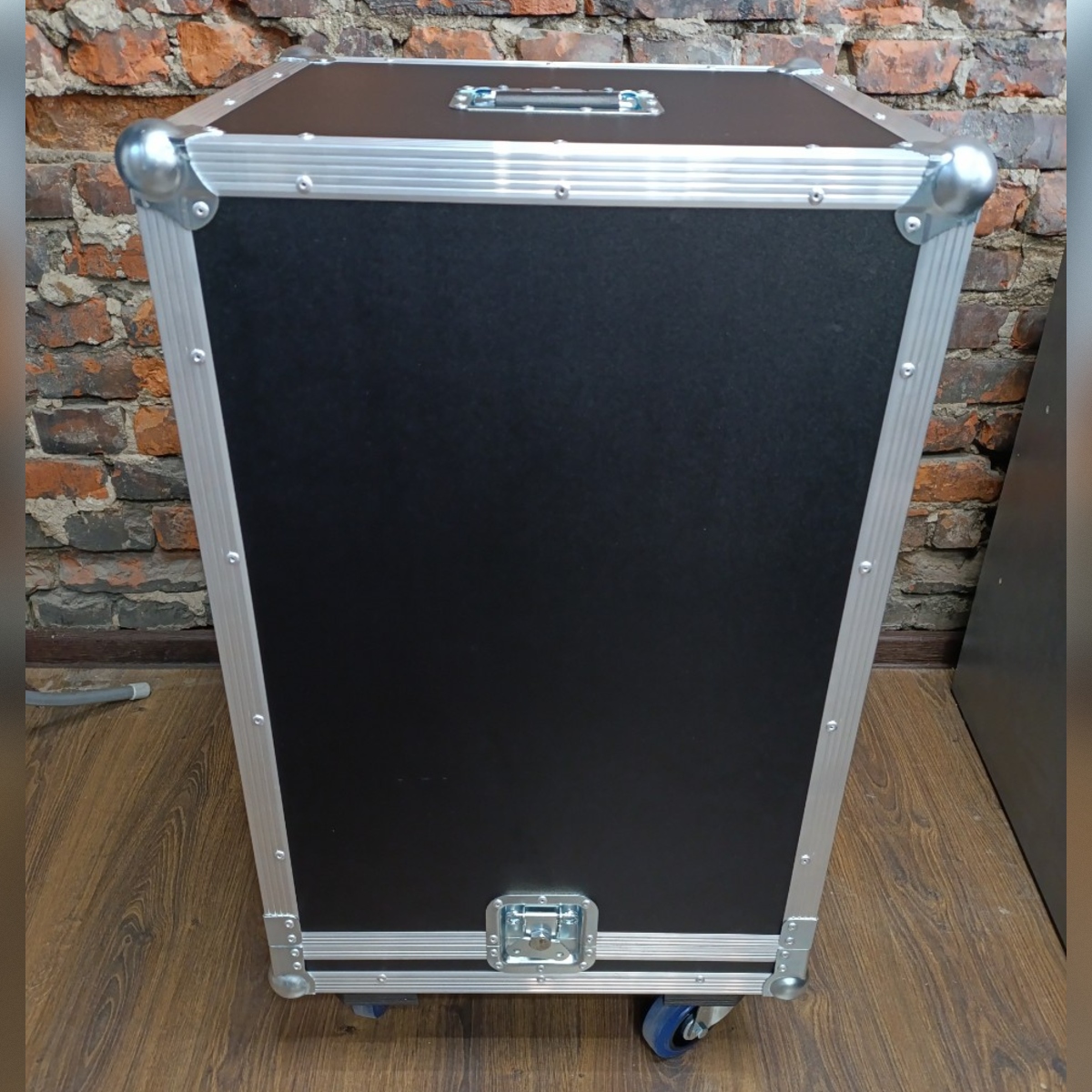 Кофр для акустич системы Turbosound NuQ152 AN
